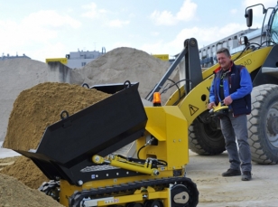 Electric dumpers on tracs